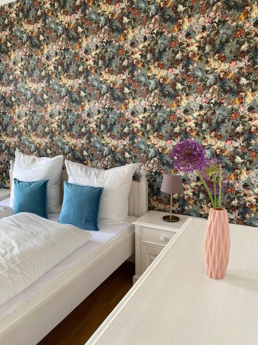 2-Zimmer Zentral In Ferdinandshof, Wlan Modern Ngoại thất bức ảnh
