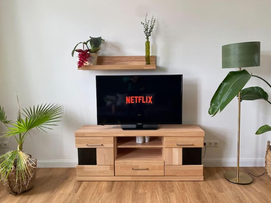 2-Zimmer Zentral In Ferdinandshof, Wlan Modern Ngoại thất bức ảnh