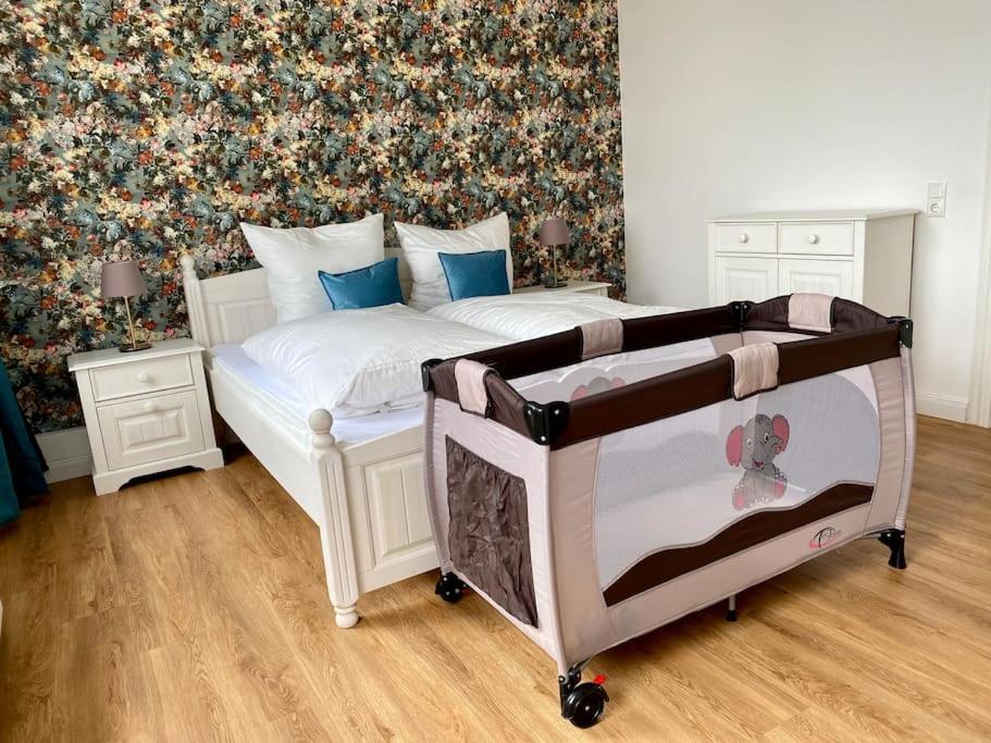 2-Zimmer Zentral In Ferdinandshof, Wlan Modern Ngoại thất bức ảnh